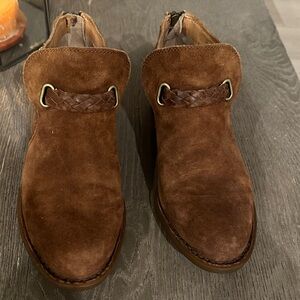 Born Sylvia  low rise western bootie Brown Suede Ankle Booties 10 leather upper